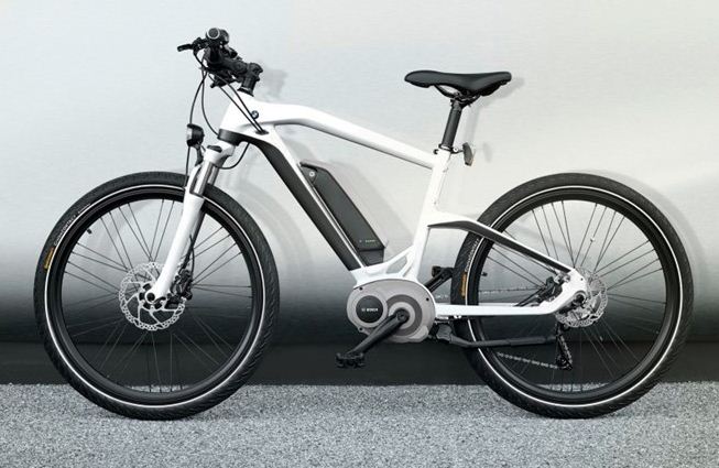 Xe đạp điện BMW có giá hơn 3000 USD